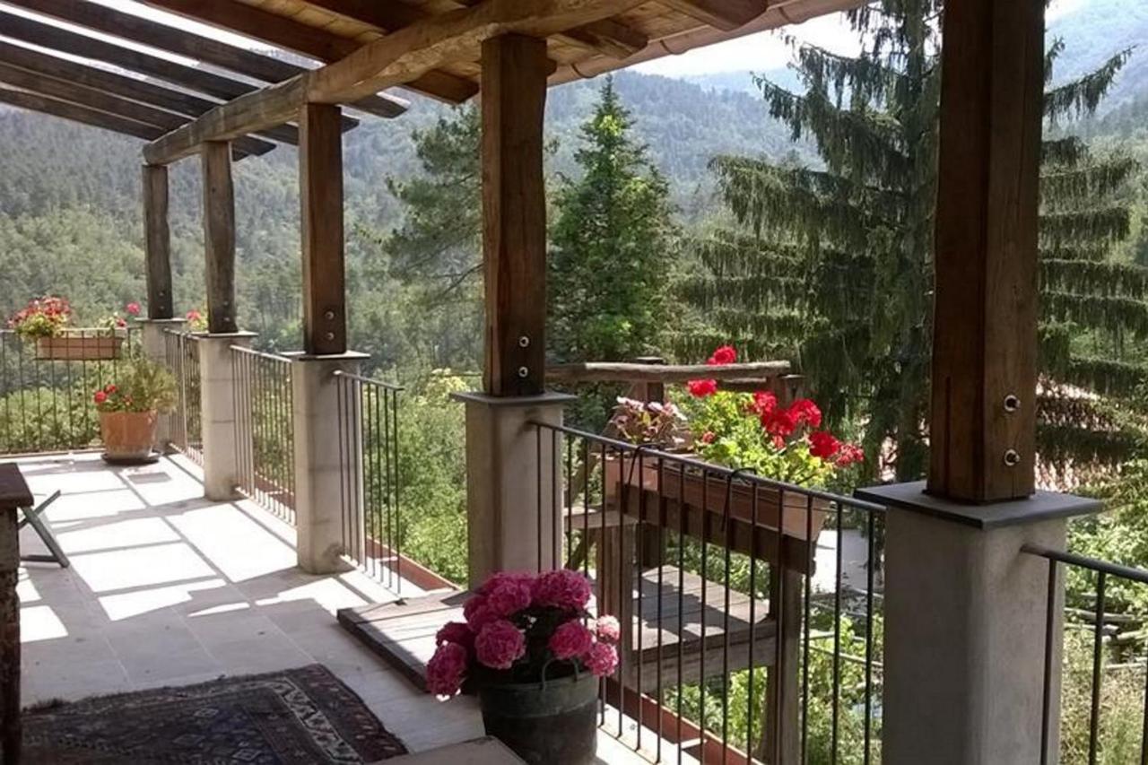 Agriturismo Di Charme E Ristorante Stallato Il Filo Di Paglia Carro Kültér fotó