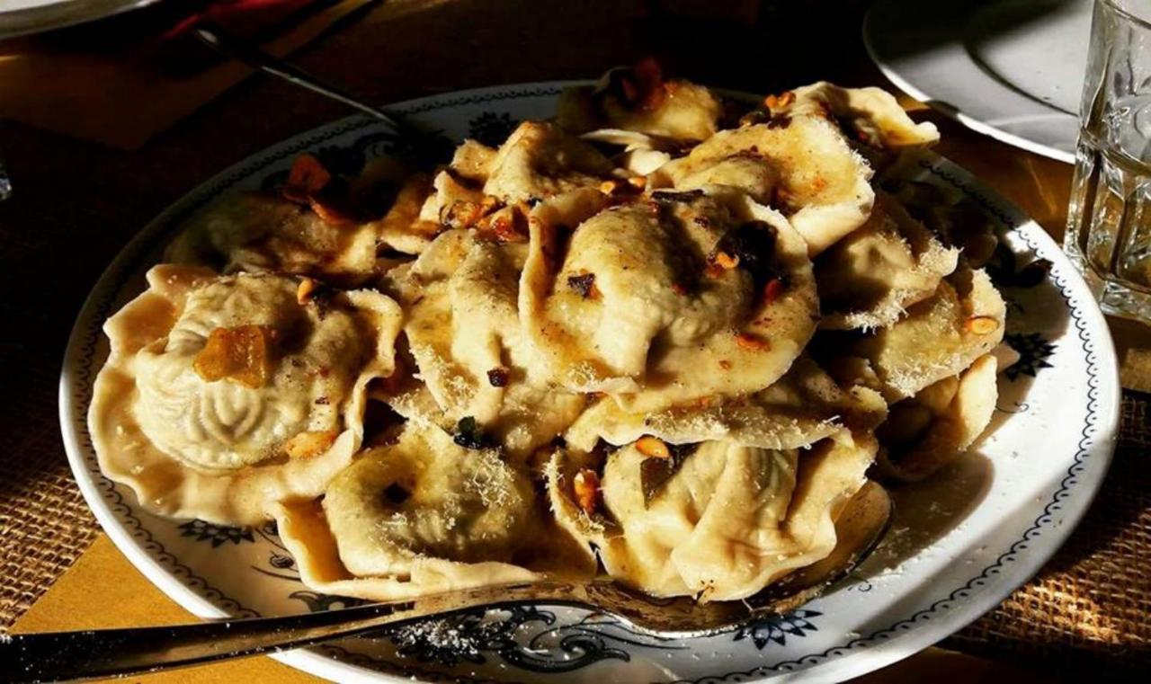 Agriturismo Di Charme E Ristorante Stallato Il Filo Di Paglia Carro Kültér fotó