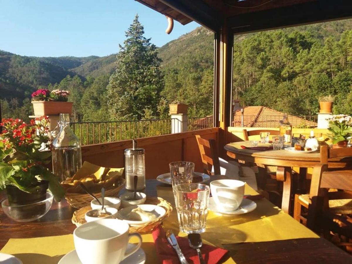 Agriturismo Di Charme E Ristorante Stallato Il Filo Di Paglia Carro Kültér fotó